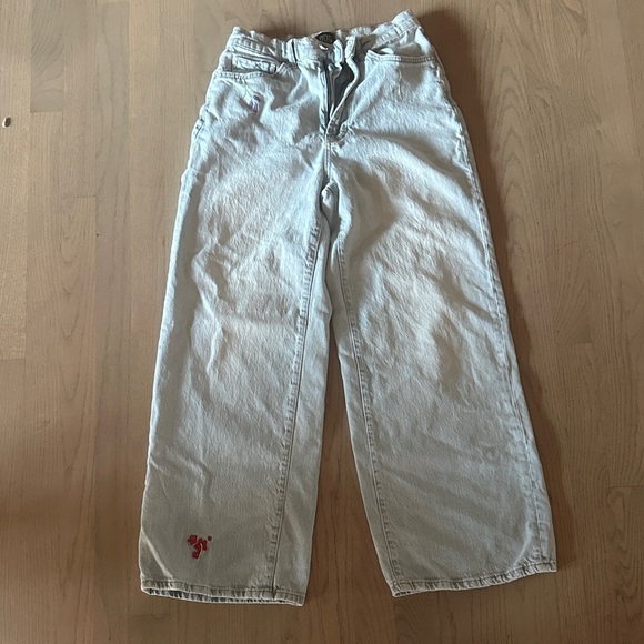 BDG Denim - BDG Light Blue Wide-Leg Jeans with subtle Embroidery